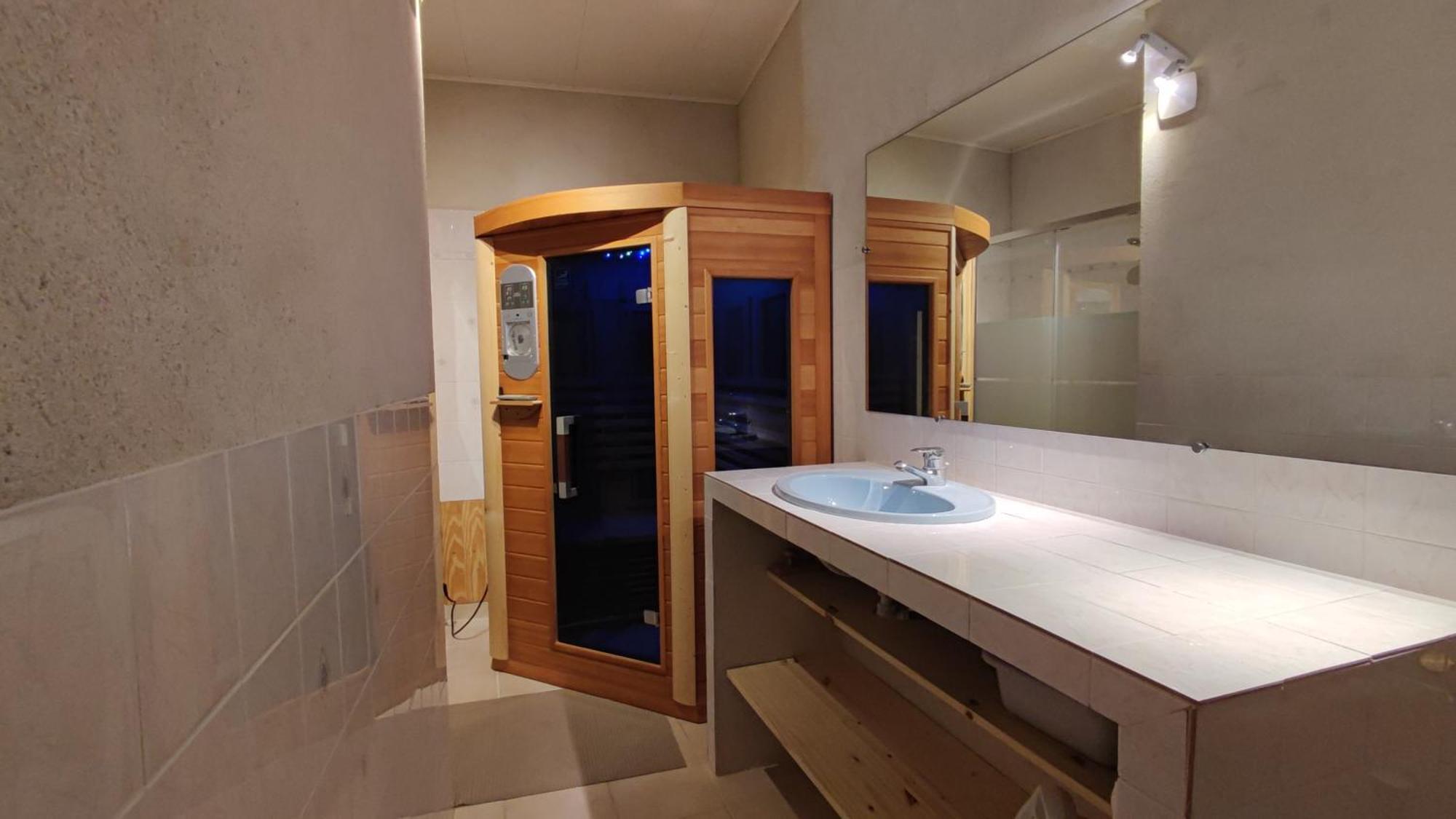 Chalet Mounette Ski Sauna Lac Embrun Puy-Sanieres المظهر الخارجي الصورة
